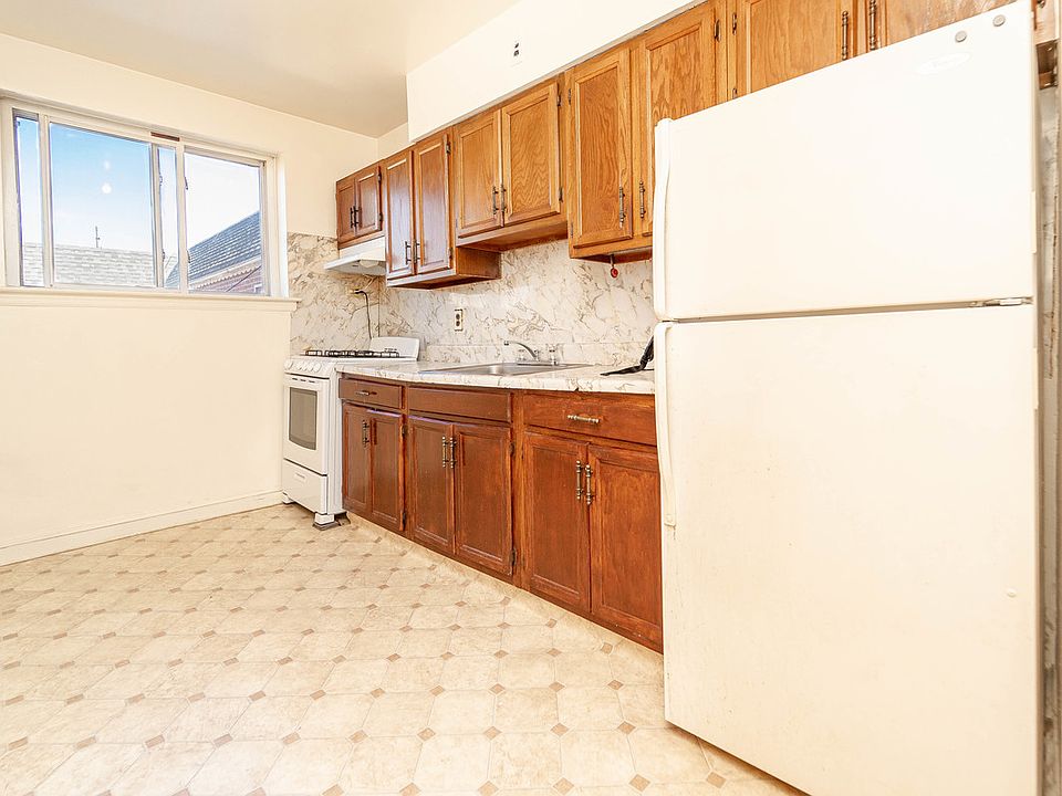 1st image of 20-17 23rd St #2A