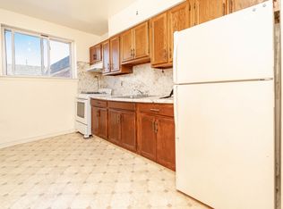20-17 23rd St #2A, Astoria, NY 11105
