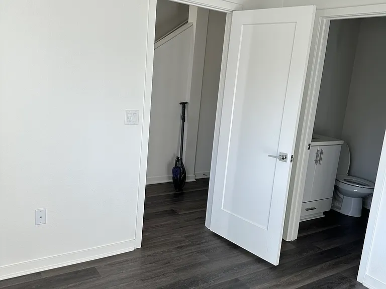 1042 Split Ct — Photo 10