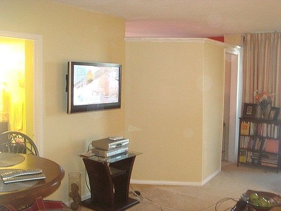 2nd image of 2059 Huntington Ave APT 910