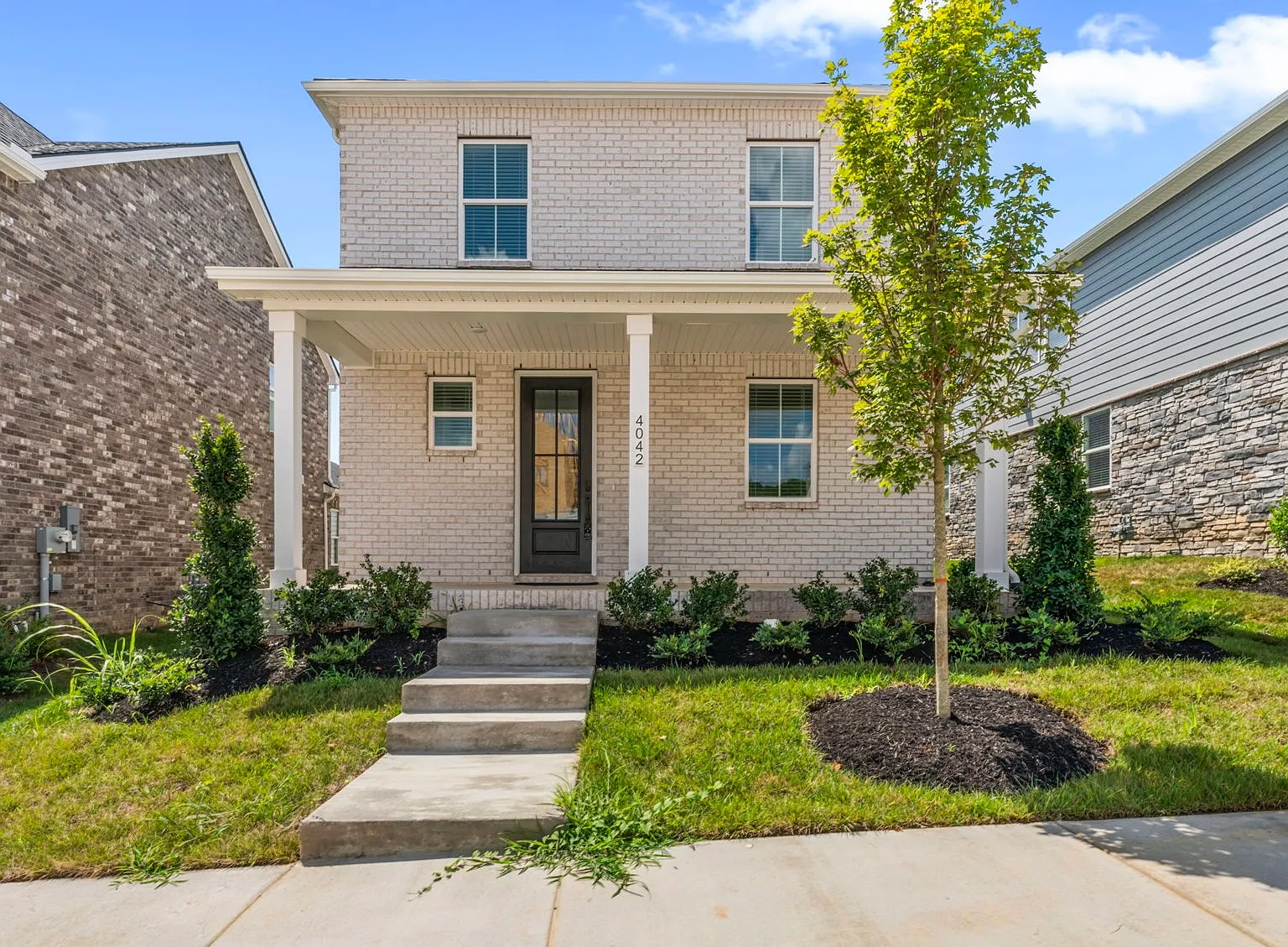4 bed, 3.5 bath, 2434 sqft, $4,250 — Photo 1