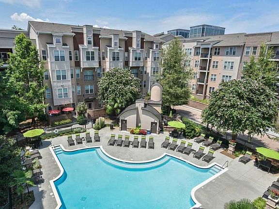 5th image of 2400 Parkland Dr NE #206