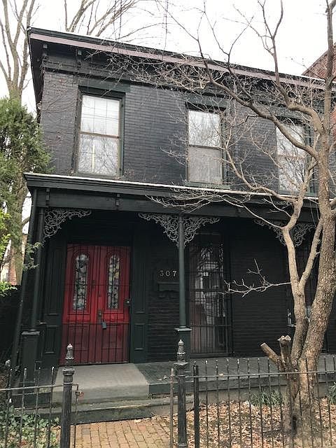 1st image of 307 W Marshall St