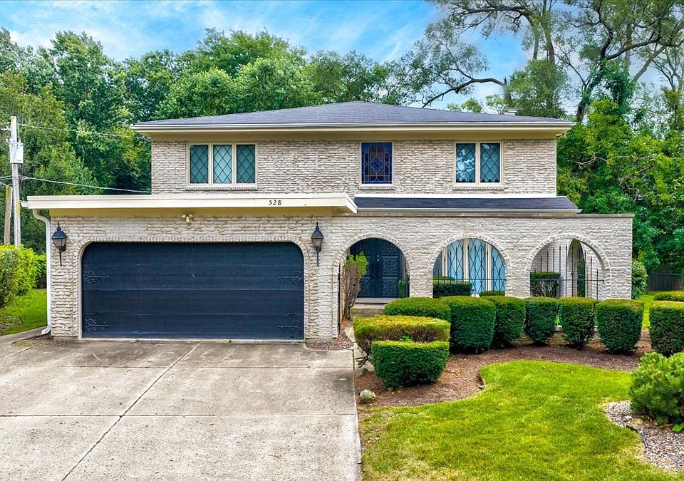 1st image of 528 Hunter Ct
