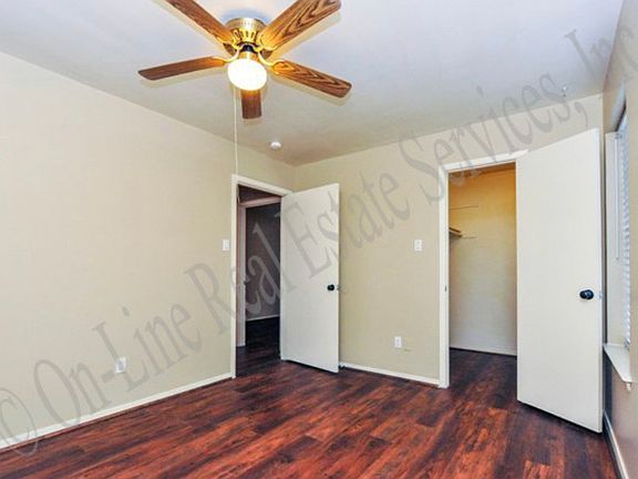 4th image of 611 W Ridge Dr