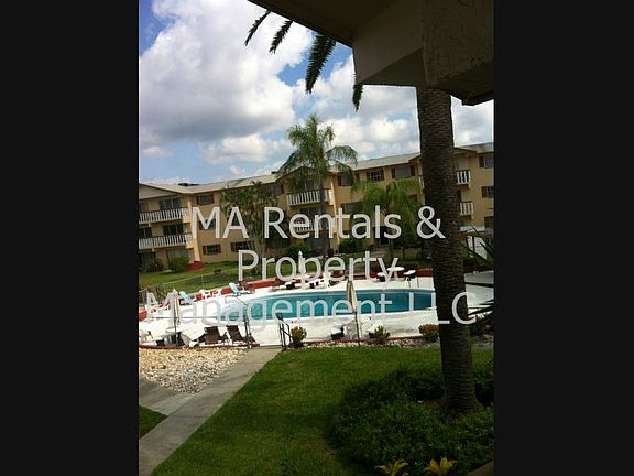 5th image of 3706 Broadway APT 31