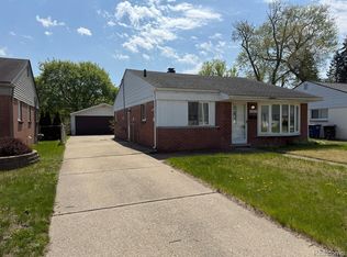 30907 Fernwood St, Westland, MI 48186