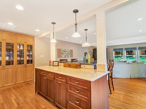 5th image of 6927 Los Olivos Way