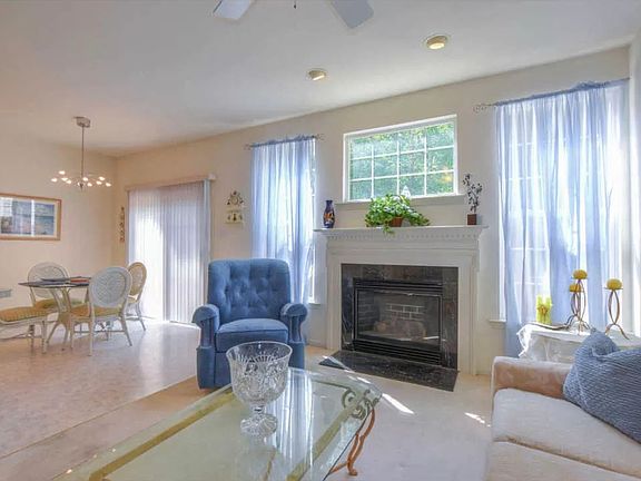 4th image of 202 Birchwood Dr