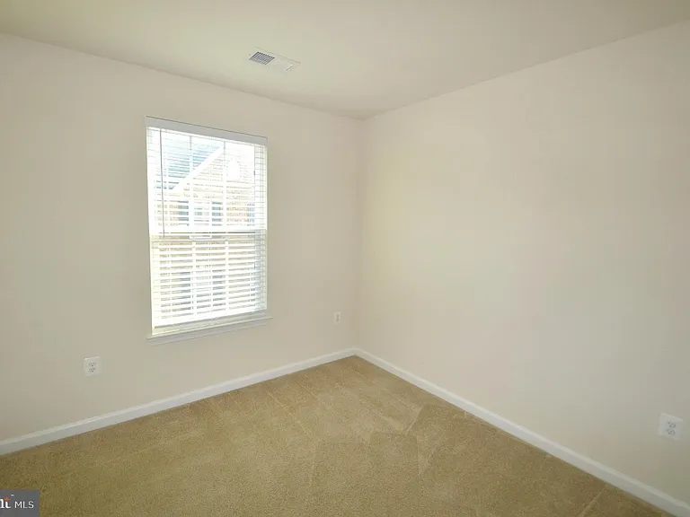 42618 Drazenovich Epoch Ter — Photo 36