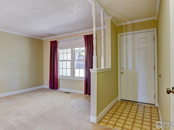 4th image of 2082 Garfield Ave
