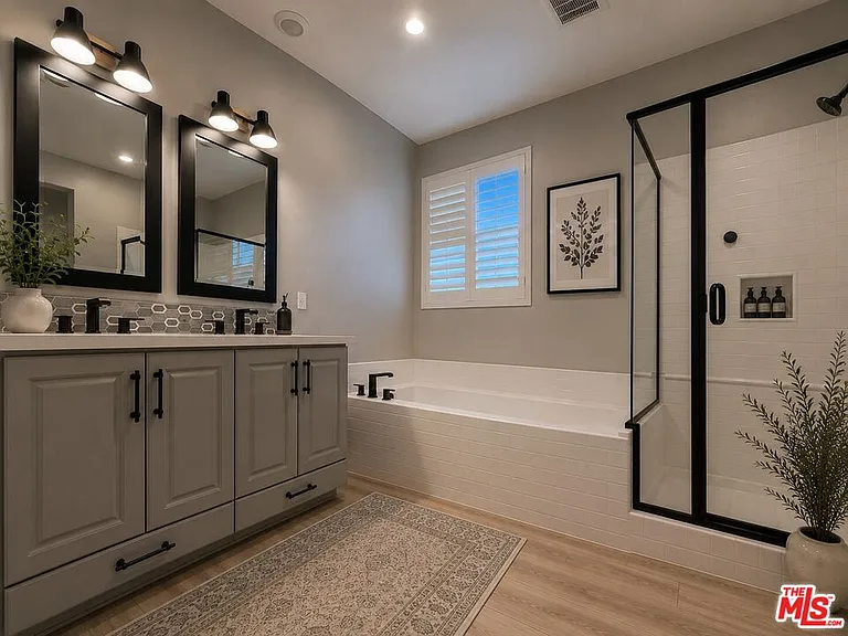 756 Daniel Freeman Cir — Photo 21