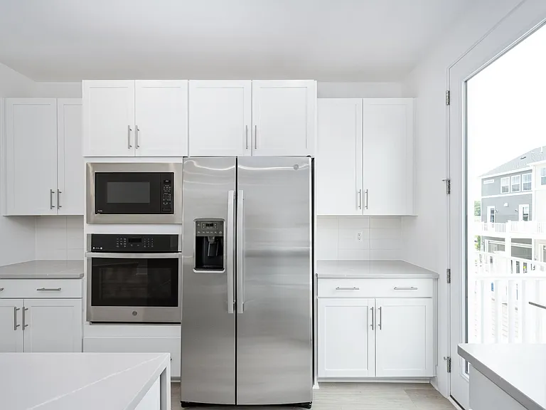 9207 Forkleaf Oak Dr — Photo 37