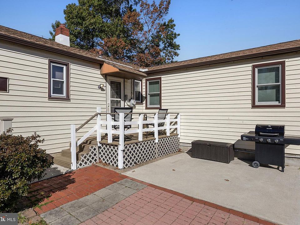 327 S Coles Ave, Maple Shade, NJ 08052 | Zillow