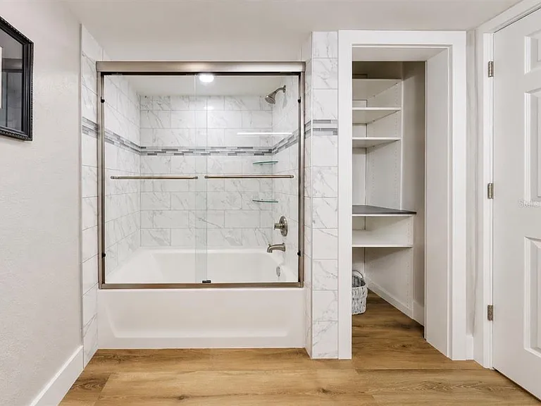 6513 Abaco Dr — Photo 43