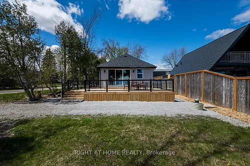 241 Rockaway Beach Pl Photo 1
