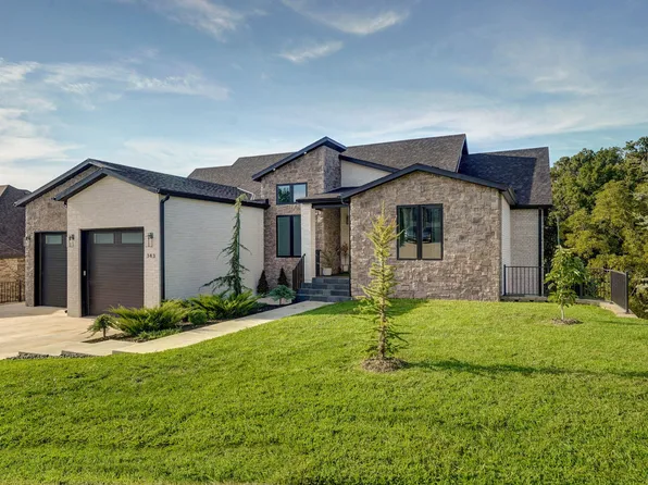 343 W Monarchwood Drive, Nixa, MO 65714