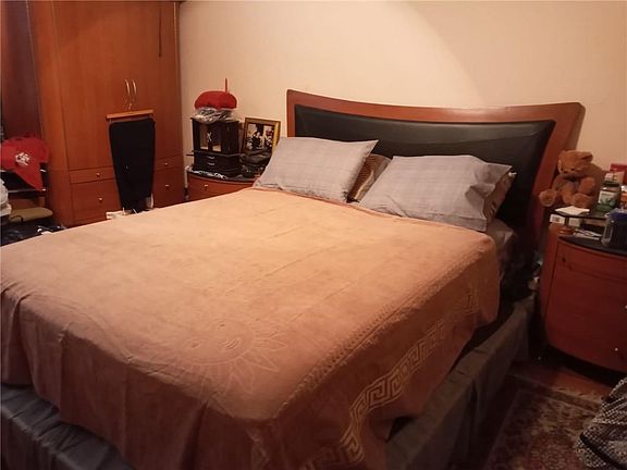 4th image of 2555 Batchelder St APT 6B