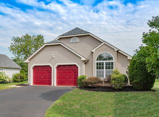 2351 Greendale Ct, Toms River, NJ 08755