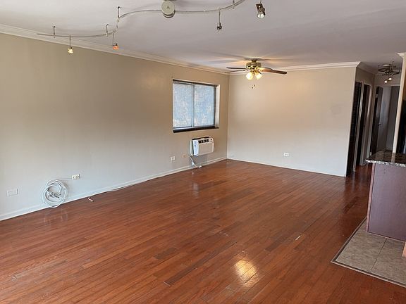 3rd image of 9525 S Kedzie Ave