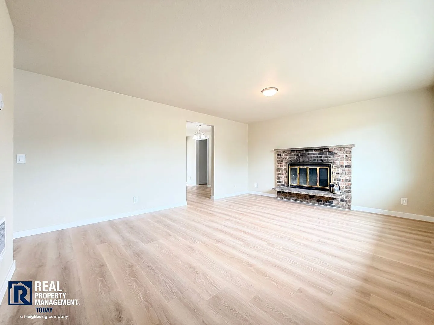 GM Legacy Properties LLC - Duplex (GOLD) — Photo 4