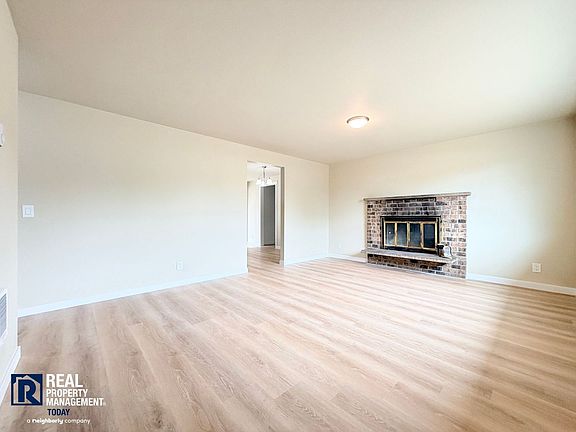 4th image of 11104 Ainsworth Ave S #11104