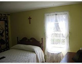 3rd image of 324 Harwood Ave