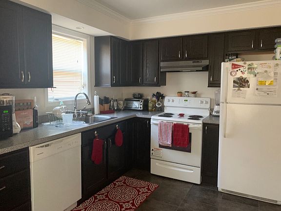 2nd image of 512-514 W Green St #512-B