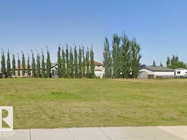 22 Monterey Est, Wetaskiwin, AB T9A 1K2