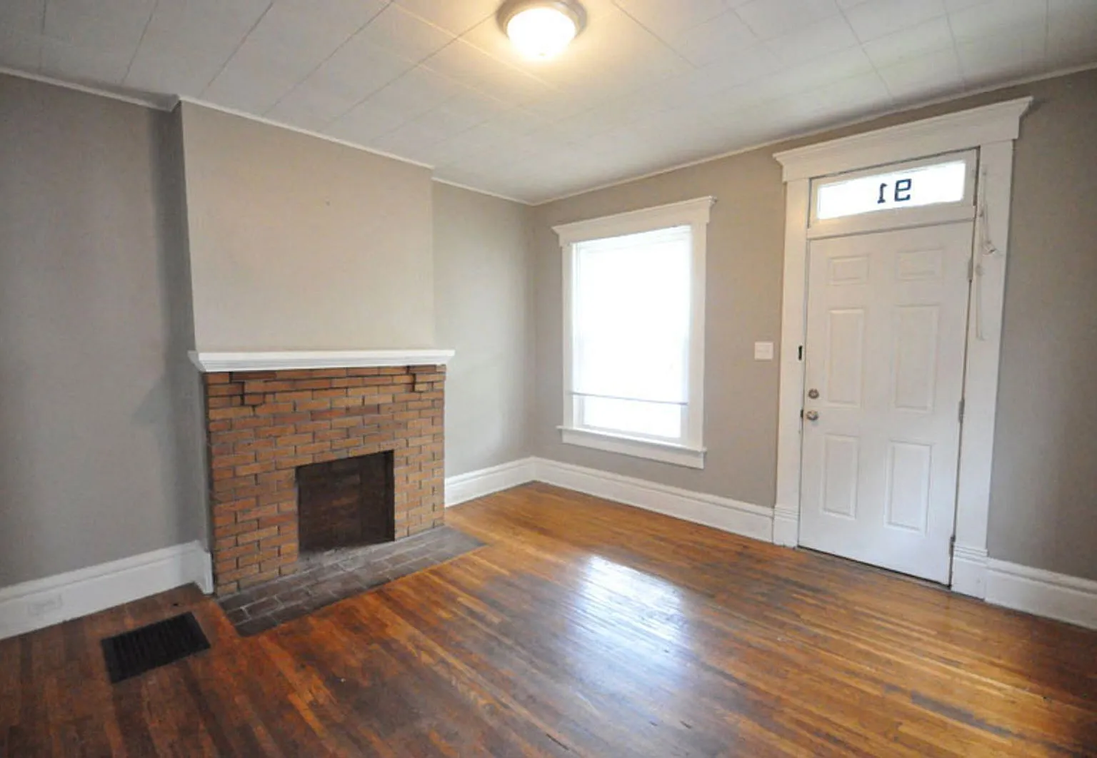 3 bed, 1.0 bath, $2,295 — Photo 2