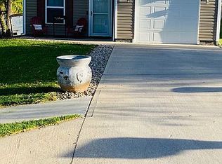 1018 Atchison St, Atchison, KS 66002