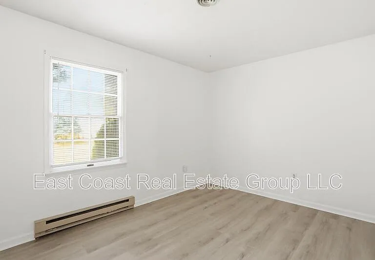 427 N Western Ave — Photo 20