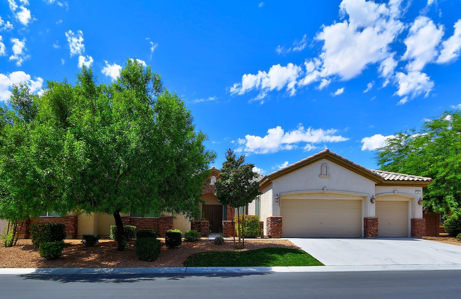 7541 Prancing Pony Ct, Las Vegas, NV 89131 | Zillow