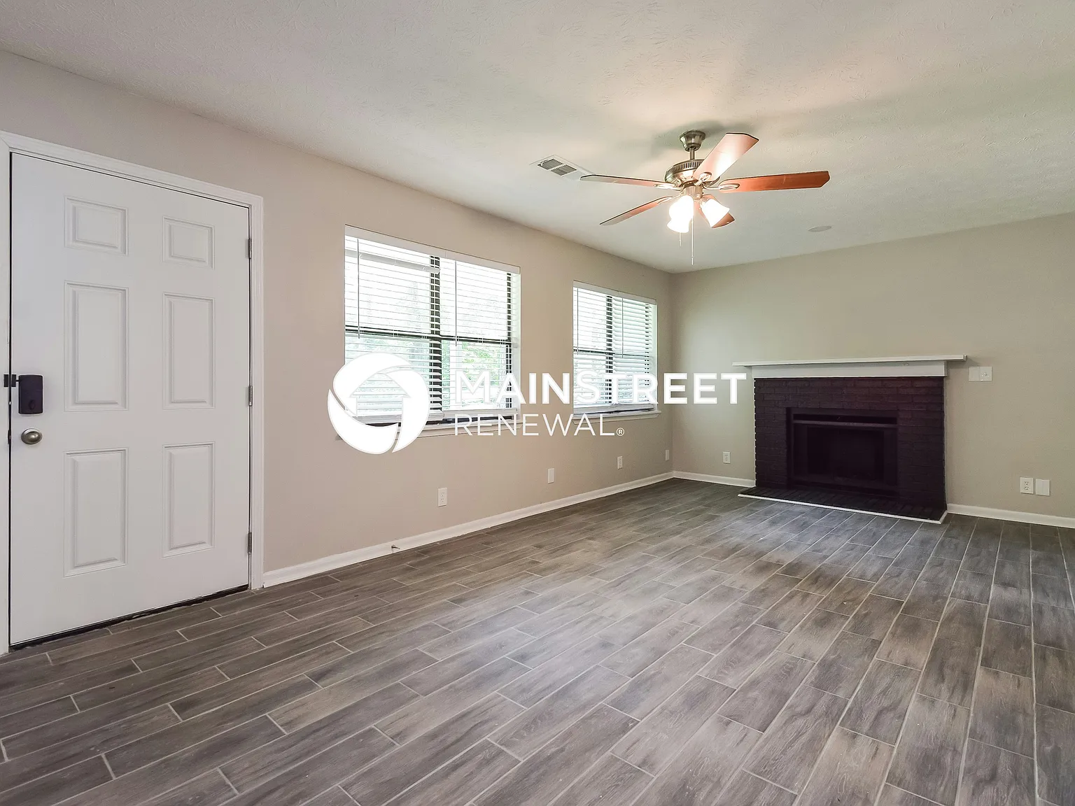2223 Rio Grande Court — Photo 2