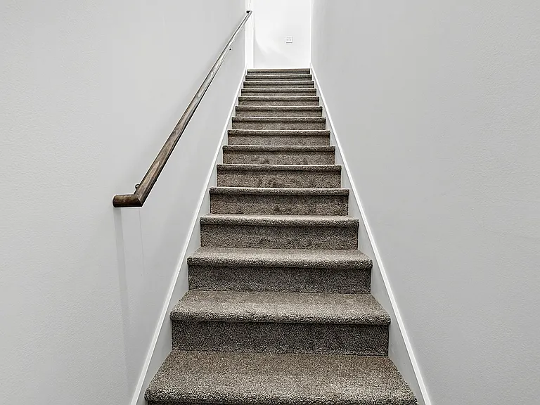 3947 Rookwood Ave #B — Photo 5