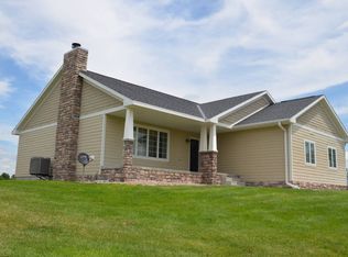 82770 Whitetail Ln, Burwell, NE 68823