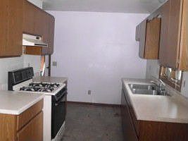 3rd image of 1110 Salem Dr