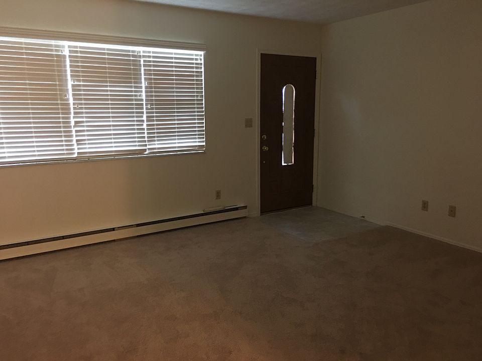 1st image of 1063 Arkansas Dr