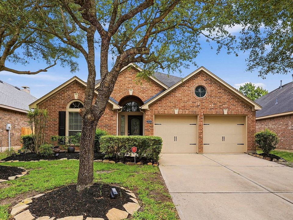 1st image of 2935 Fair Chase Dr