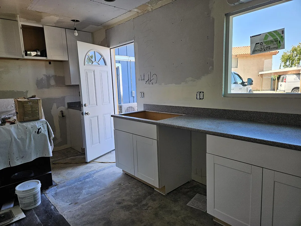 Building Photo - 2619 N Prather St #B