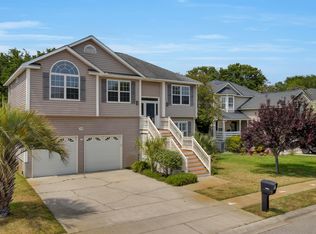 1594 Ocean Neighbors Blvd, Charleston, SC 29412