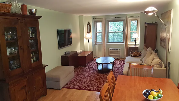 Rented by Owner | media 3