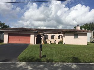 5031 NW 77th Ct, Pompano Beach, FL 33073