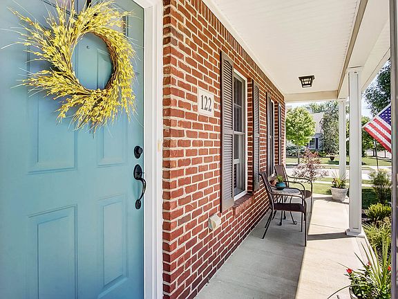 5th image of 122 Granite Dr