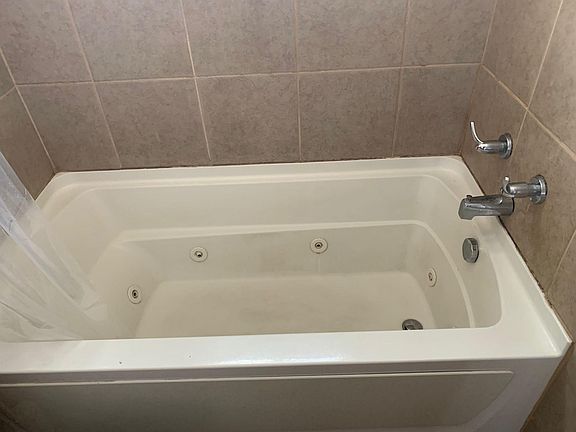 jacuzzi shower tub