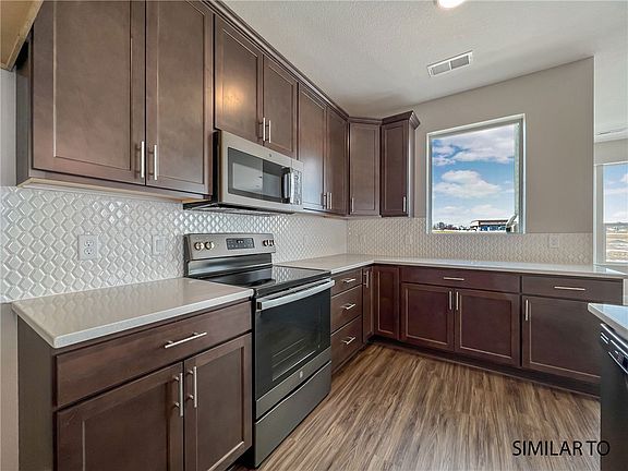 5th image of 9065 Bishop Dr #116