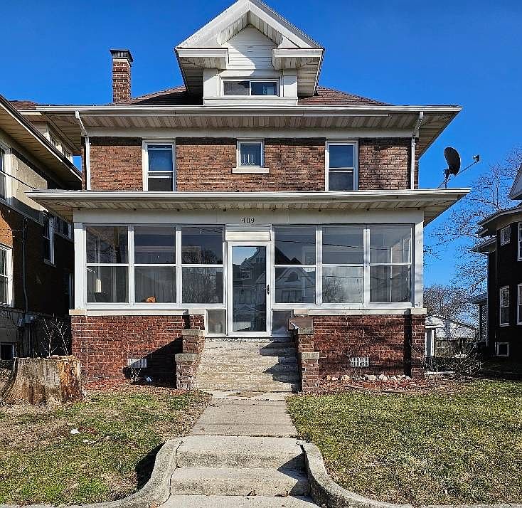 1st image of 409 N Cherry St
