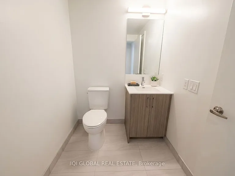 4010 Eglinton Ave W #213 — Photo 8