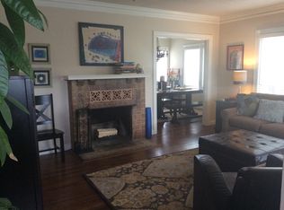 945 Elm St, San Carlos, CA 94070