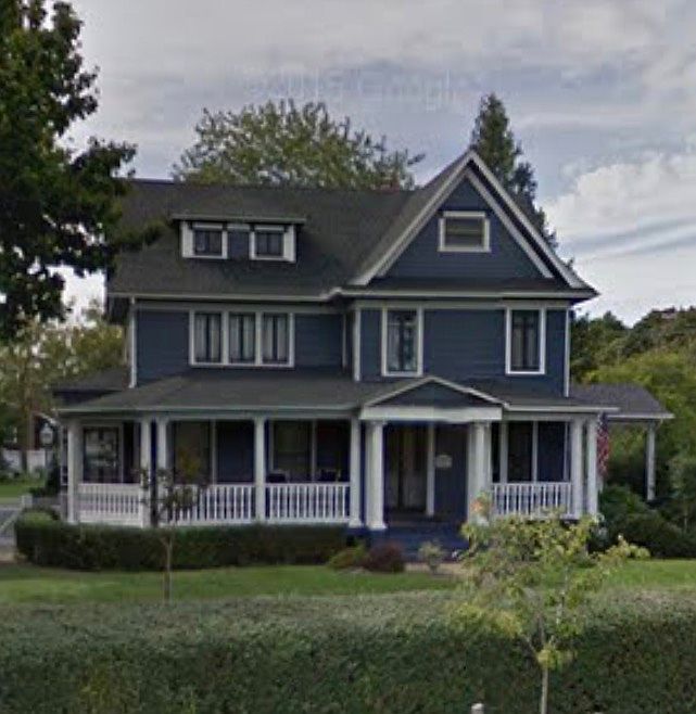 1st image of 2774 Grand Ave